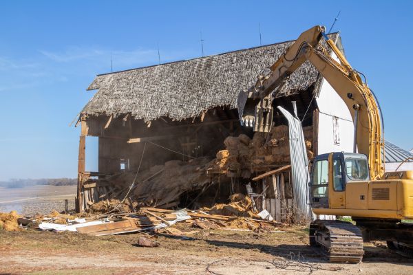 Barn Demolition in Niceville