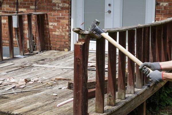 Deck Demolition Service in Niceville