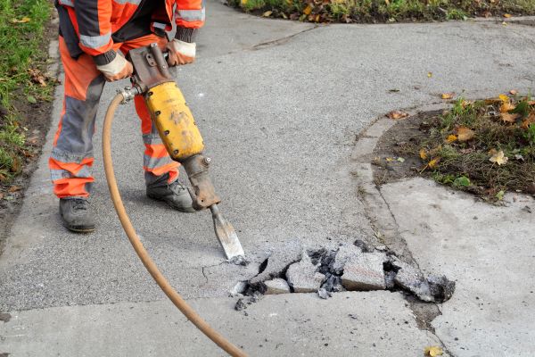 Concrete Sidewalk Removal in Niceville