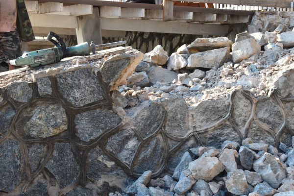 Retaining Wall Demolition in Niceville
